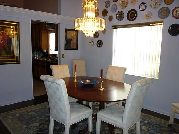 3rd image of 3854 Dafilee Cir