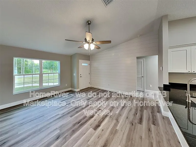 9871 N Santee Ter — Photo 3