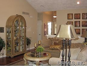 3rd image of 1936 Hawksbill Dr