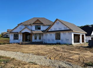 2585 Scenic Point Dr SW, Rochester, MN 55902