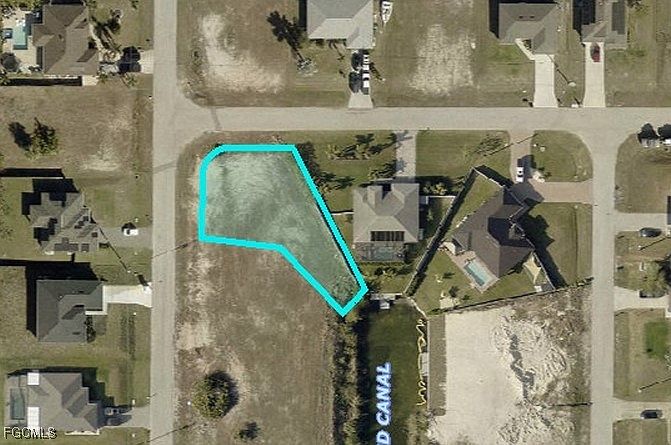 1st image of 2211 NW 17th Pl