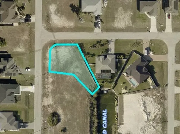 2211 NW 17th Pl, Cape Coral, FL 33993