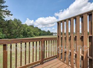 7710 Colonial Point Ln #12-B, Gloucester Pt, VA 23062