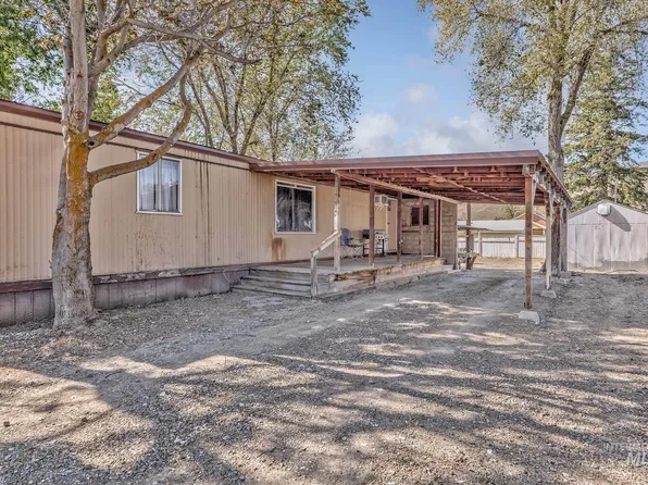 265 E Madison St, Huntington, OR 97907