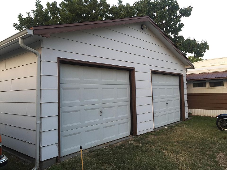 2nd image of 3402 Tulane Ln