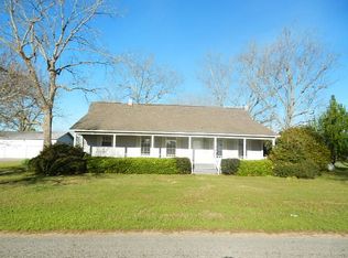 364 County Road 17, Headland, AL 36345