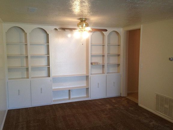 4th image of 717 Yvette Ct