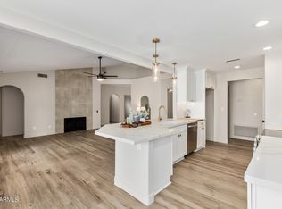 4022 E Goldfinch Gate Ln, Phoenix, AZ 85044