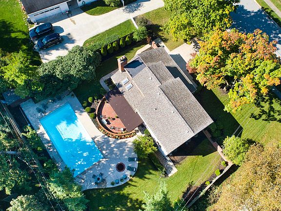 2nd image of 3720 Pevensey Dr