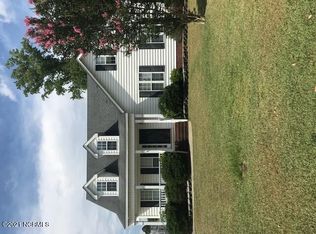 813 Edenbrook Dr, Winterville, NC 28590
