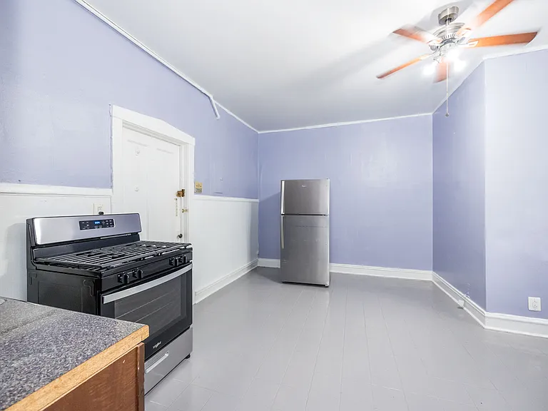 4437 N Hazel St #G — Photo 7