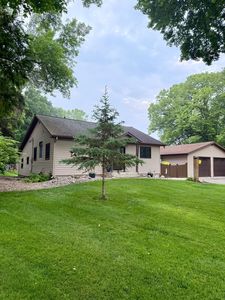 425 Shorewood Dr, Detroit Lakes, MN, 56501