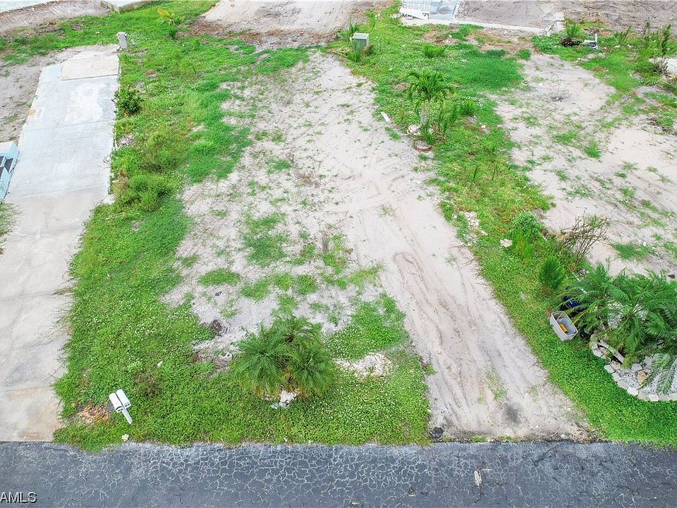 1st image of 93 Sycamore Ln