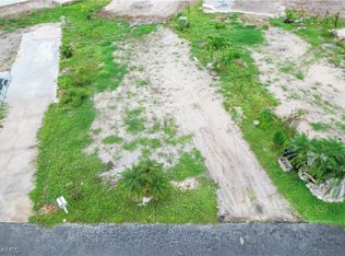 93 Sycamore Ln, Fort Myers, FL 33908