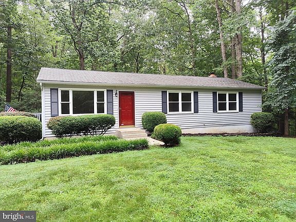 2nd image of 36915 W Lakeland Dr