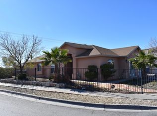 12250 Maria Seanes Dr, El Paso, TX 79936
