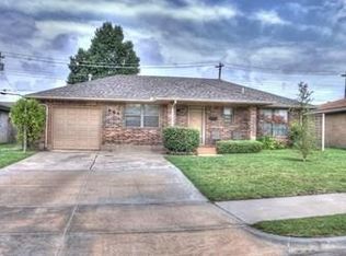 951 NW 5th St, Moore, OK 73160
