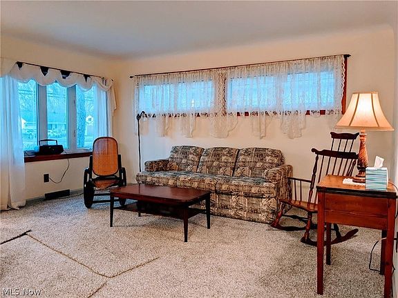 4th image of 34382 Beach Park Ave