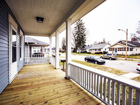 3rd image of 202 N Middleboro Ave