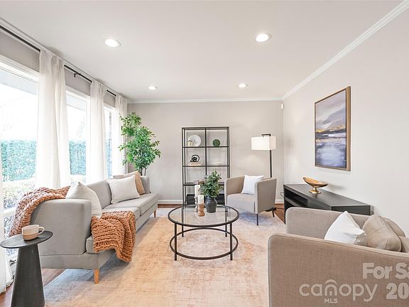 4th image of 5520 Milford Rd