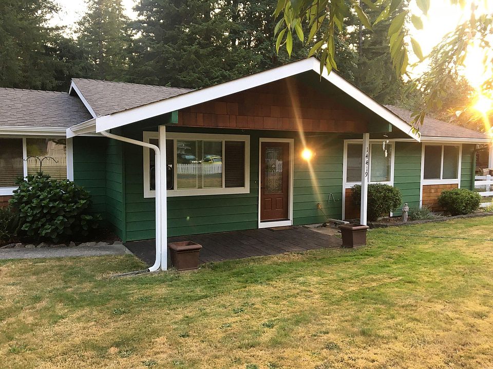 BEAUTIFUL CEDAR SHAKES