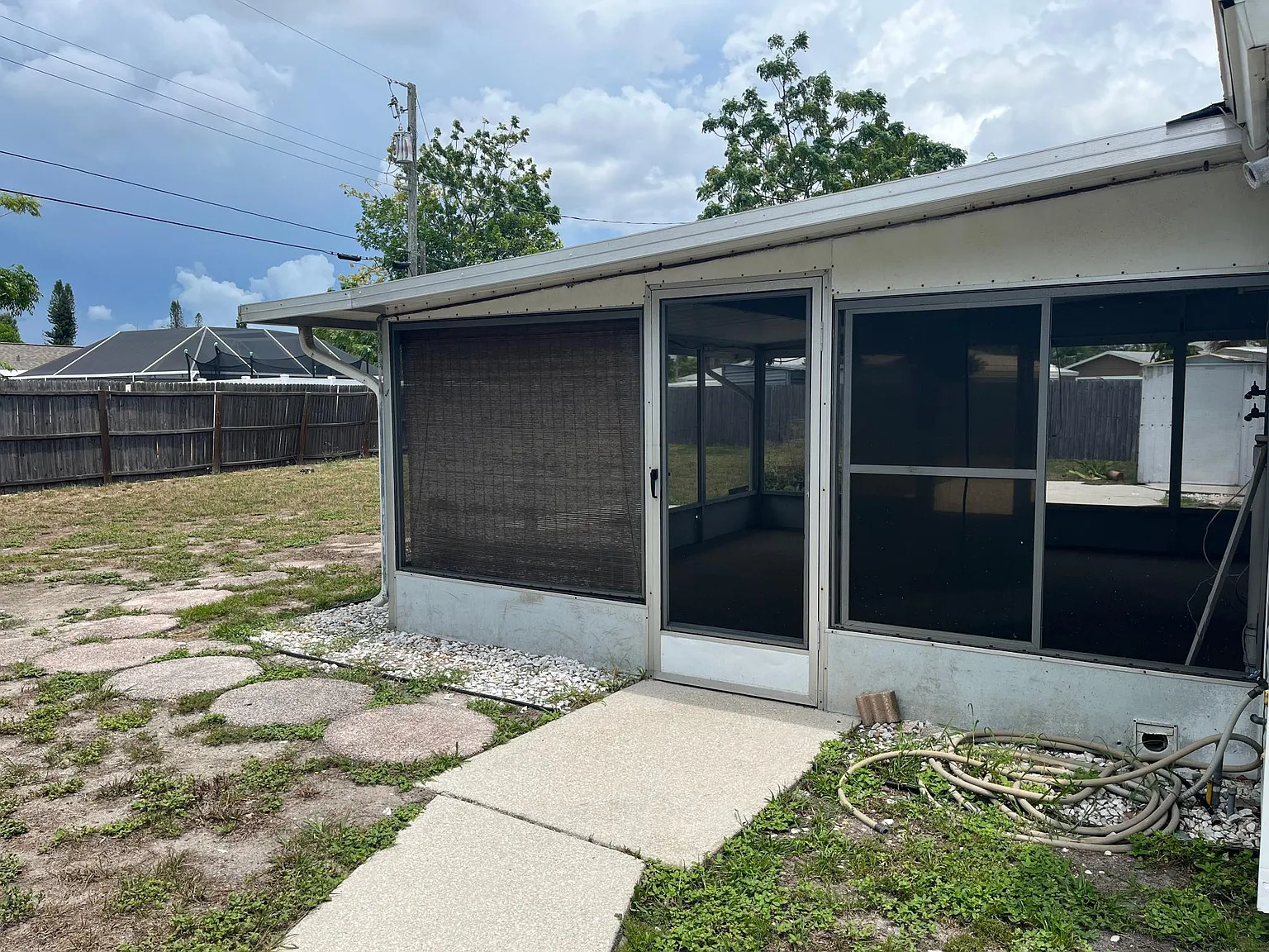 2207 Emory Ave — Photo 4