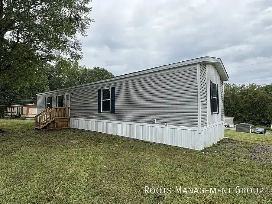 1st image of 106 Petunia Ln #106PET