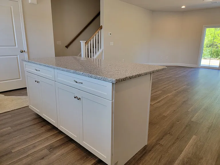 219 Millard Dr — Photo 8