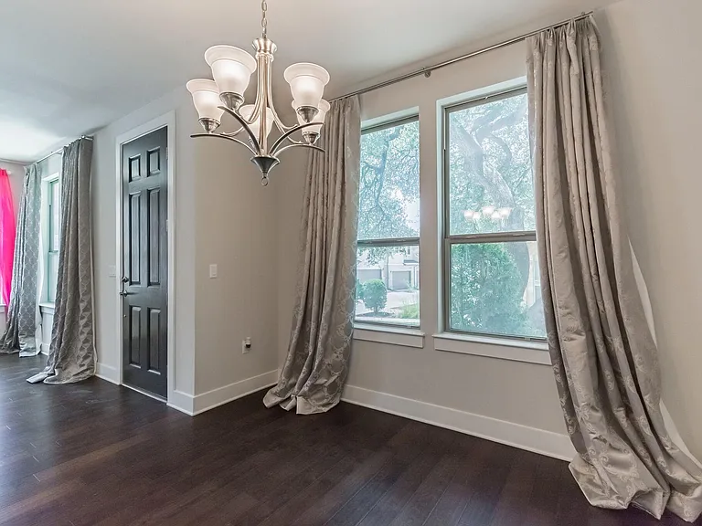 13800 Lyndhurst St #221 — Photo 13