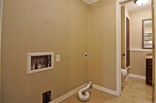5th image of 865 Bingman Dr