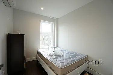 Rented by Rennit Inc.