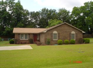 1707 Woodlawn Dr, Vidalia, GA 30474