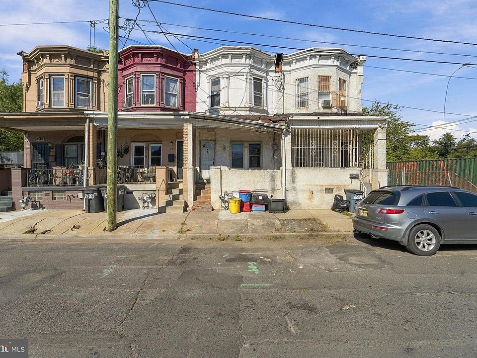 1st image of 687 Fairview St