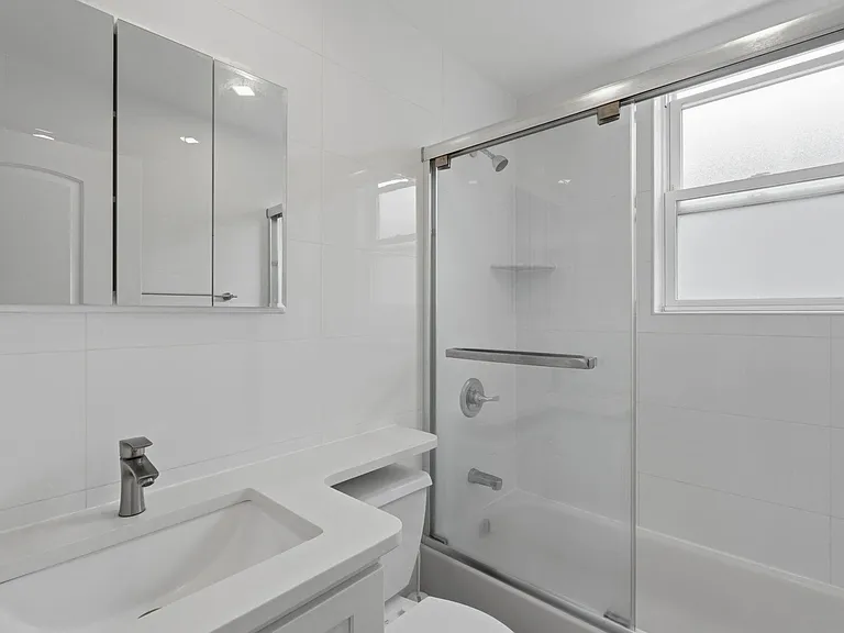 290 Grant Ave #2 — Photo 8