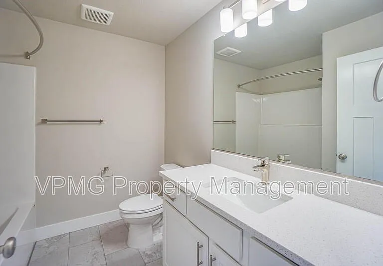 2347 E Otter Loop — Photo 20