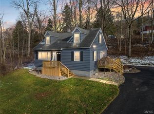 105 Latter Dr, Syracuse, NY 13205