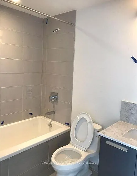 28 Wellesley St E #2205 — Photo 13