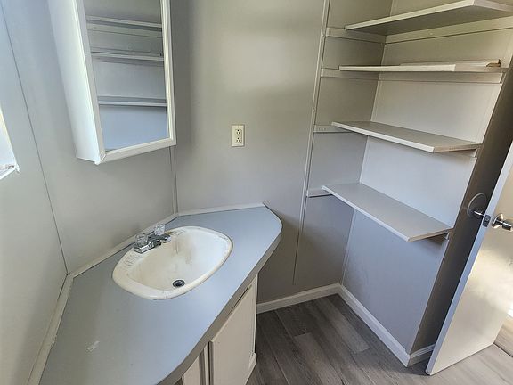 3rd image of 9500 Hausmond Way #21