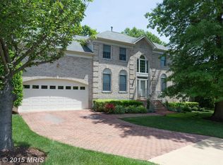 8552 Doveton Cir, Vienna, VA 22182
