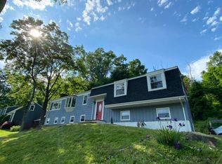 30 Saint Josephs Dr, Stirling, NJ 07980