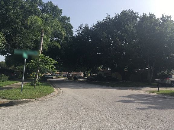 5th image of 327 Brandywine Dr