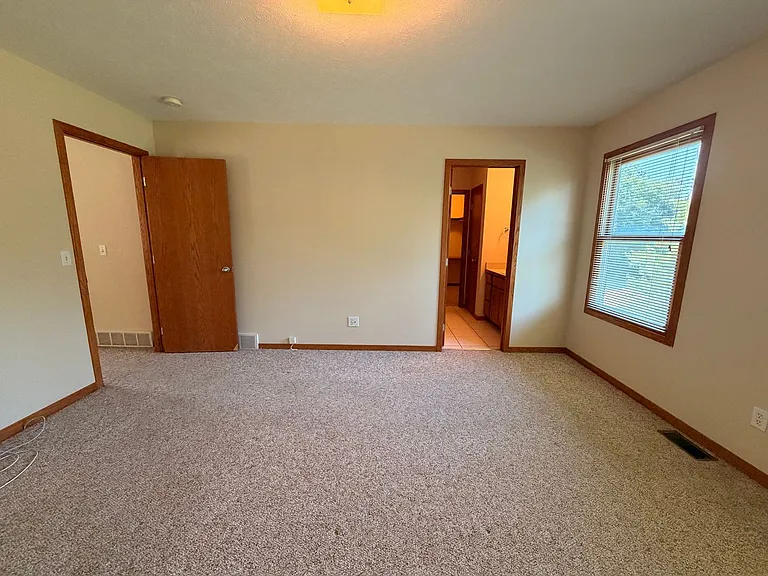 6769 Bent Grass Dr SE — Photo 10