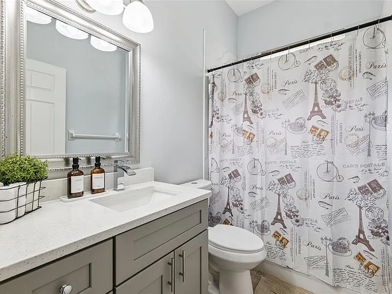 13049 Thoroughbred Dr — Photo 24