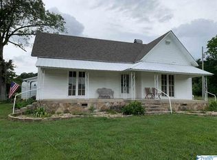 56 Bethel Rd, Valley Head, AL 35989