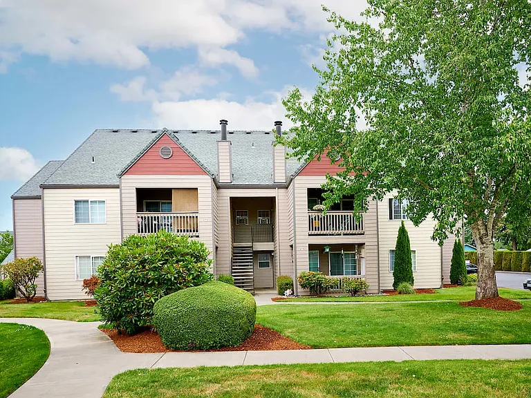 Devonwood & First Place — Photo 4