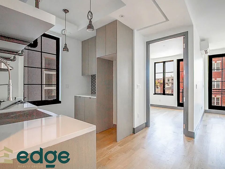 1st image of 82 Jefferson St #5D
