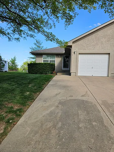 413 Jackson St #MAIN Photo 1