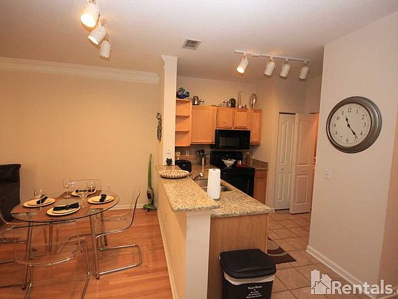 5th image of 4207 S Dale Mabry Hwy Unit 7105