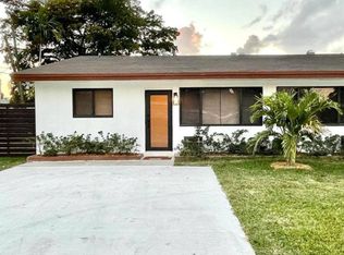 250 SW 10th Ave #2, Hallandale, FL 33009