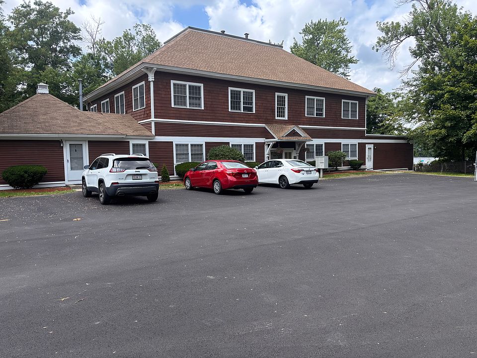 1st image of 453 Pawtucket St #104